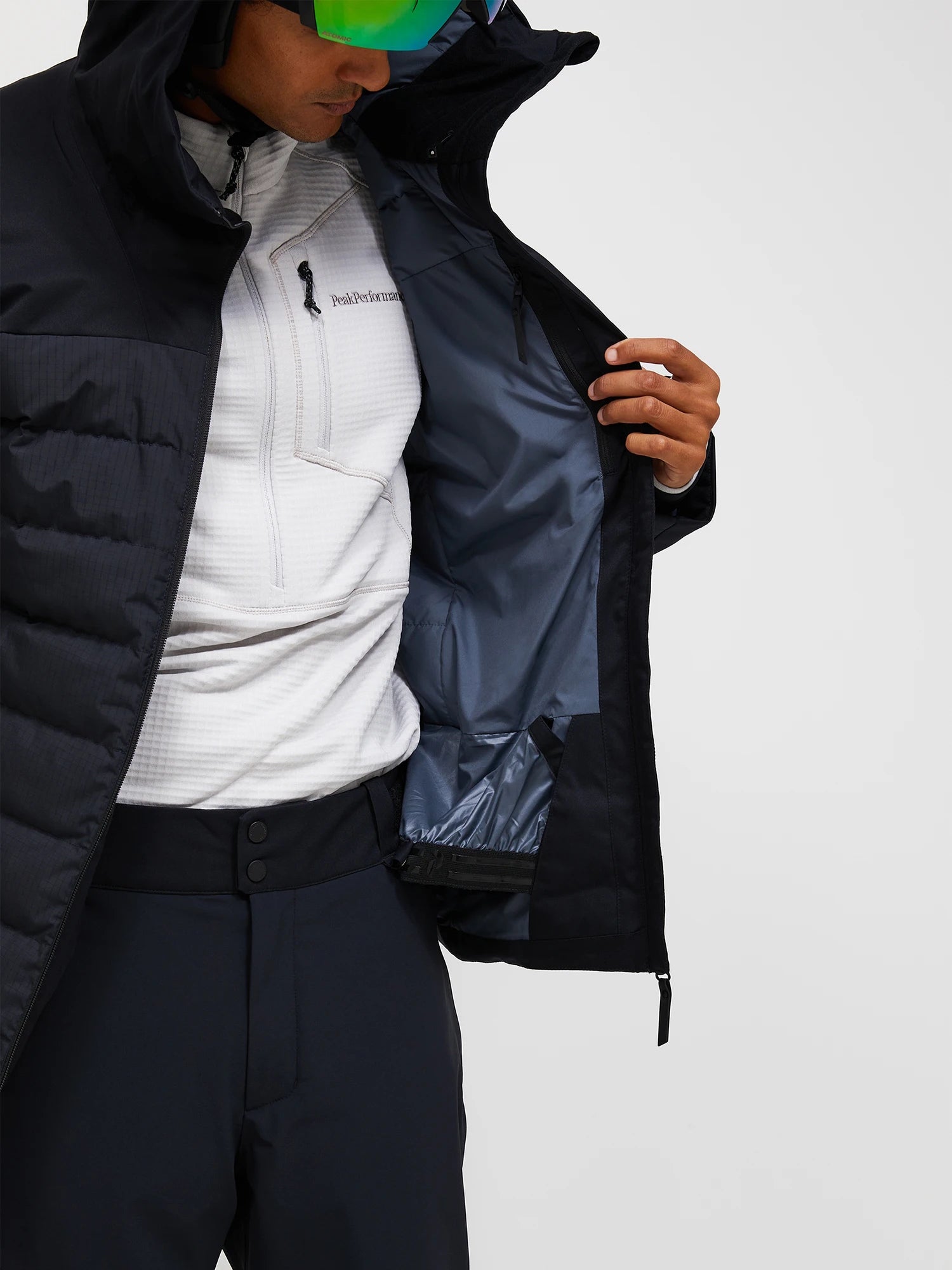 Peak Performance Shred Down Jacket Men G80489 010 